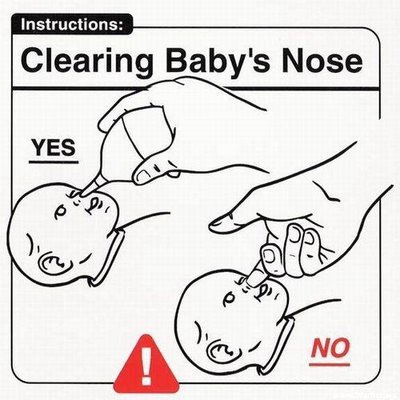 togliere le caccole dal naso ad un neonato